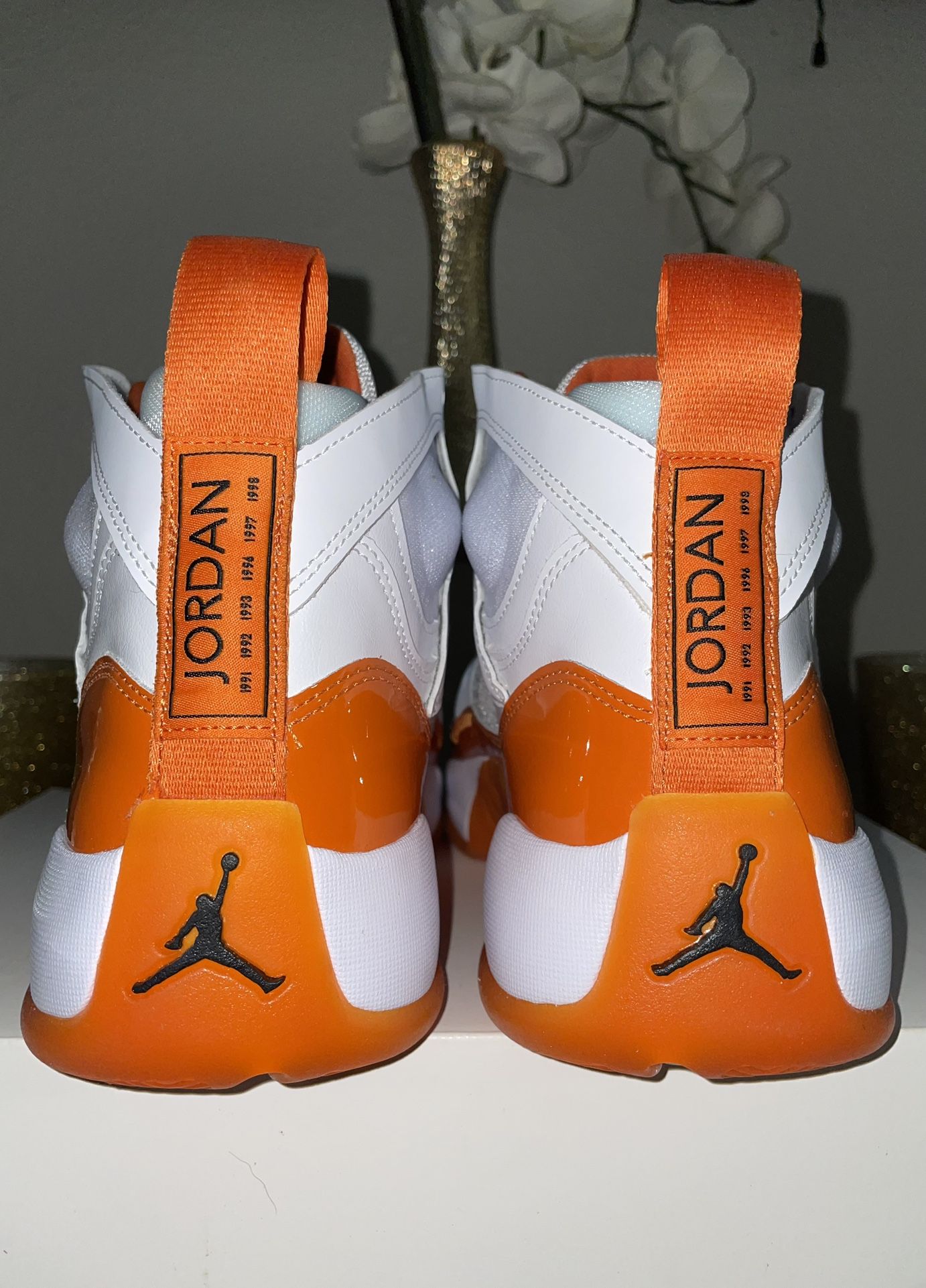 Retro 11 deals orange trance