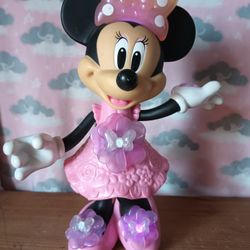 Minnie Mouse Light up Doll