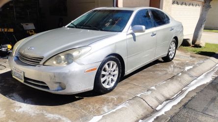 Lexus ES300