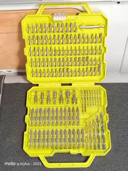 Ryobi bit set drill and drive 130 pieces, Phillips, hex, square