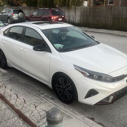 2023 KIA Forte