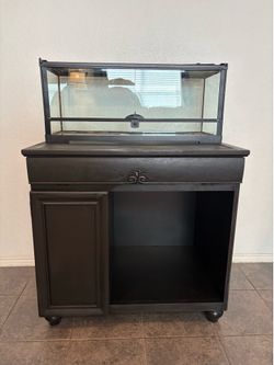 20 Gallon Terrarium W / Stand