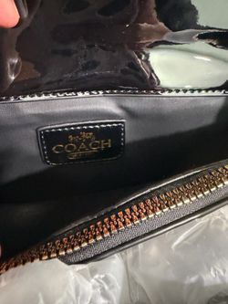 Bolso Coach Klare Crossbody – Elegante y Moderno
