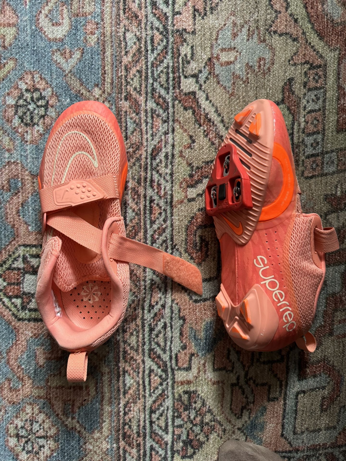 Nike Cycling shoes: Women Size 9