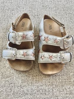 Zara Kids Silver Metalic Sandals with Pink Star Size EUR 25