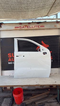 2019 Silverado Door Front OEM 2026
