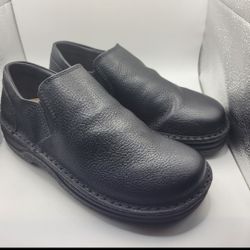 Naot Men's Shoes Size 7