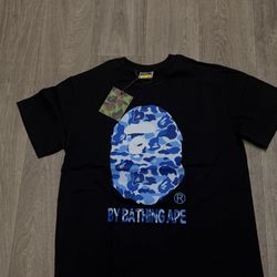 Blue bape tee Large 50$