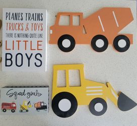 Kids Construction Truck Wall Decor Set