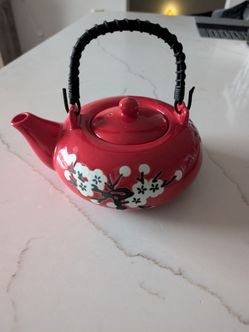 Tea Pot - never used