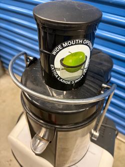 The Sharper Image 700W Super Juicer Stainless Steel 3” Wide Mouth – Used