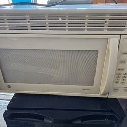 GE microwave 