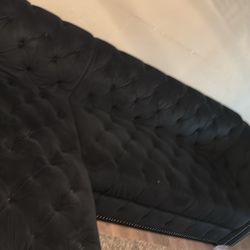 Black Tuffed Couch