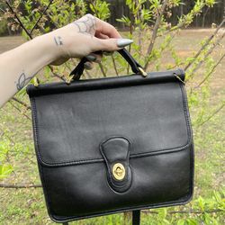 Vintage Coach Willis