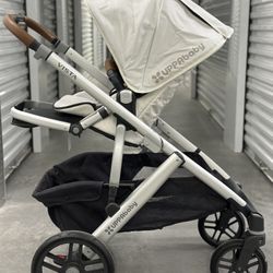 Uppababy Vista Stroller + Bassinet 