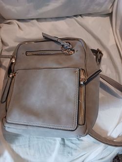 Traje De mujer size 10 en buenas condiciones $10