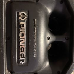 Pioneer Subwoofer