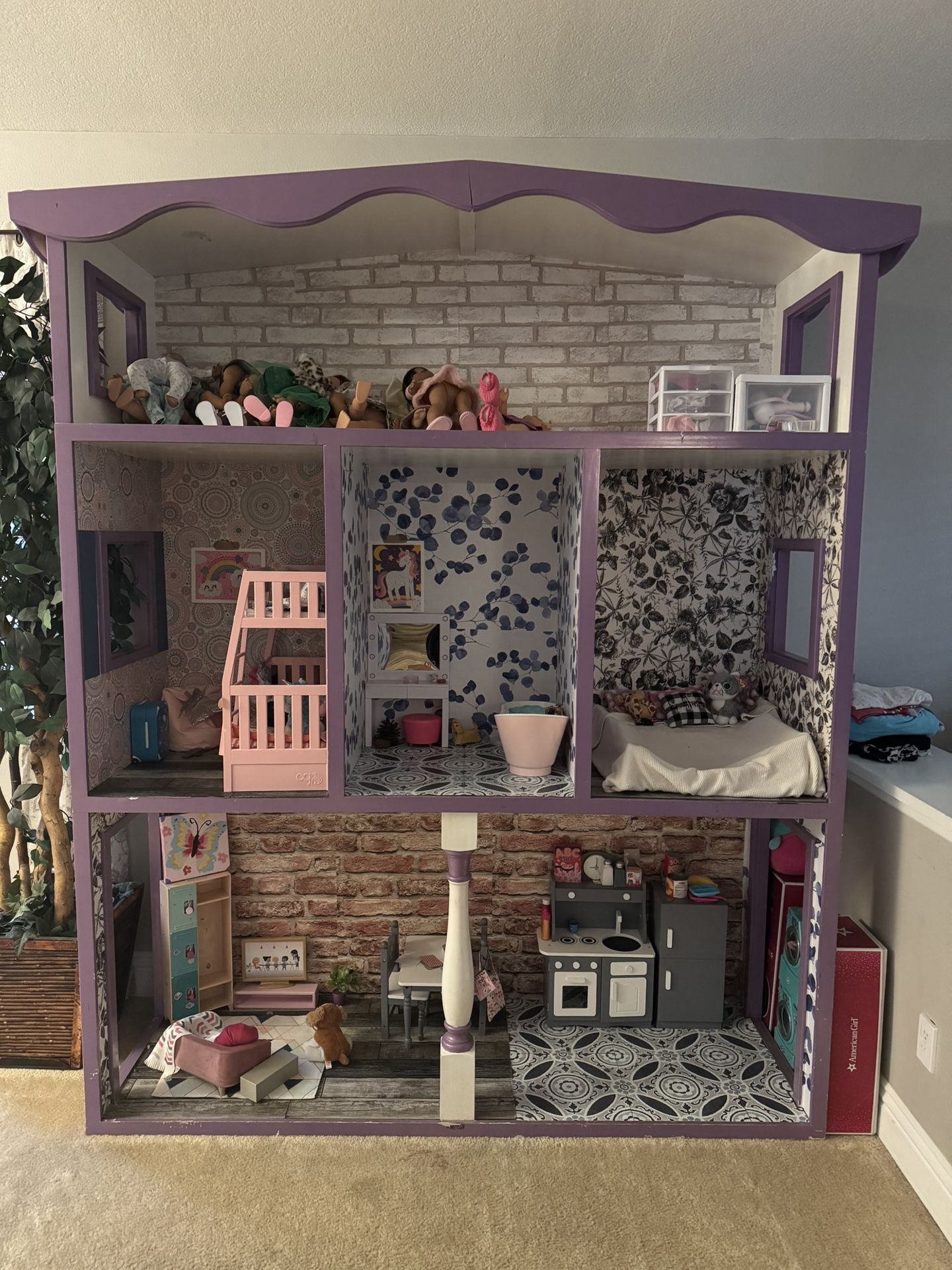 FREE!!!! Doll House For American Girl