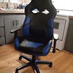 PRO Hardcore Gaming Chair Rotates/Rises/Rolls Racing Style Faux Leather