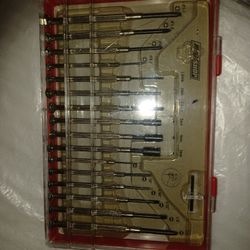 TOOLSHOP 16 PIECE,JEWELRY SIZE PHILLIPS AND REGULAR AND METRIC NUT,AND HEX HEADED 
