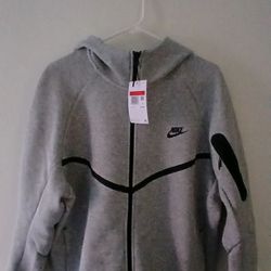 Nike Tech Fleece (Gray)