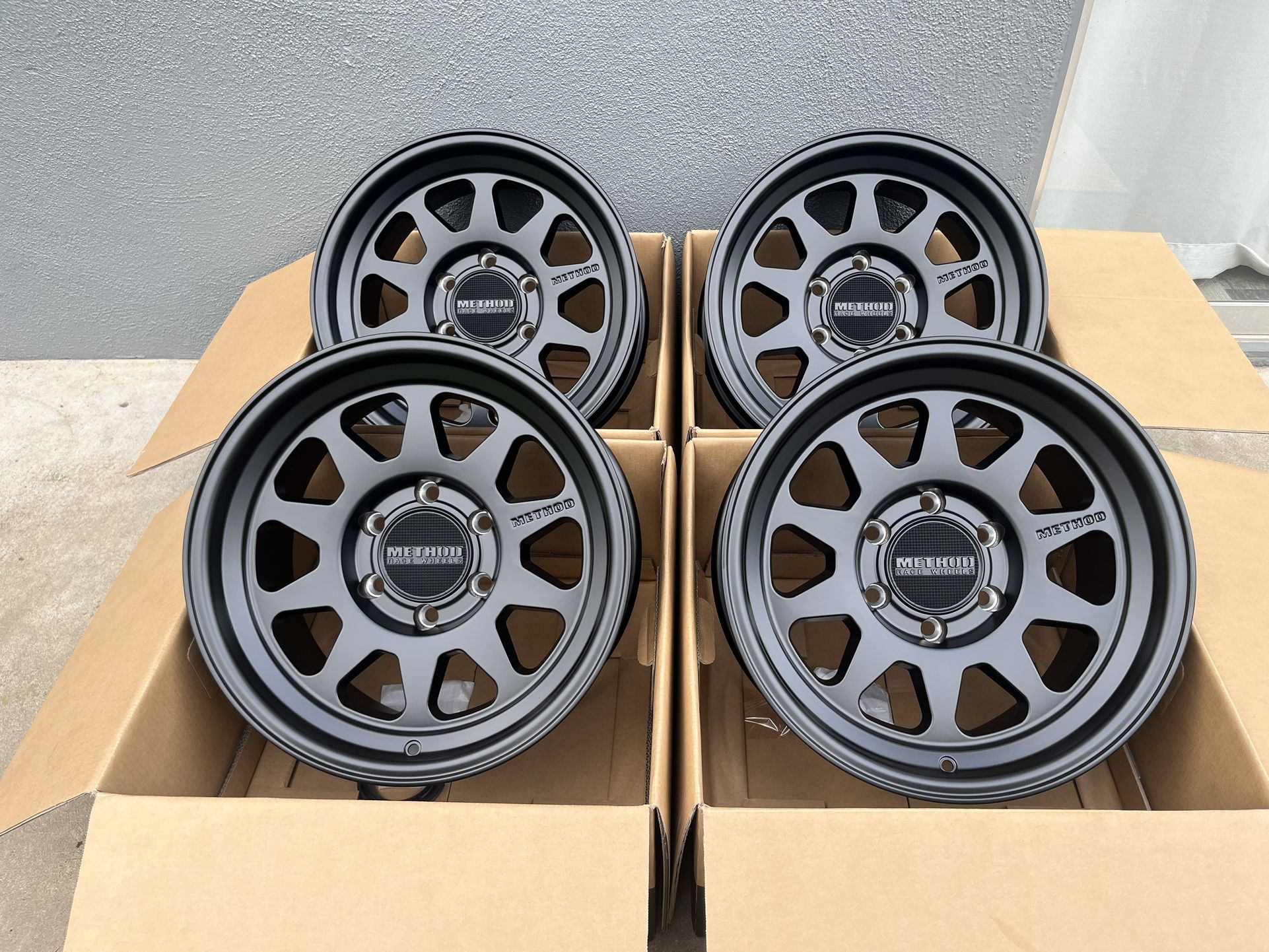 17” INCH METHOD MR316 MATTE BLACK RACE WHEELS/RIMS 