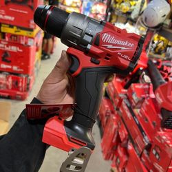 MILWAUKEE M18 CORDLESS HAMMER DRILL FUEL BRUSHLESS $135