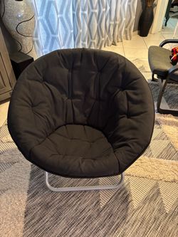 Dish chair