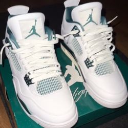 Air Jordan 4 Retro “Oxidized Green”