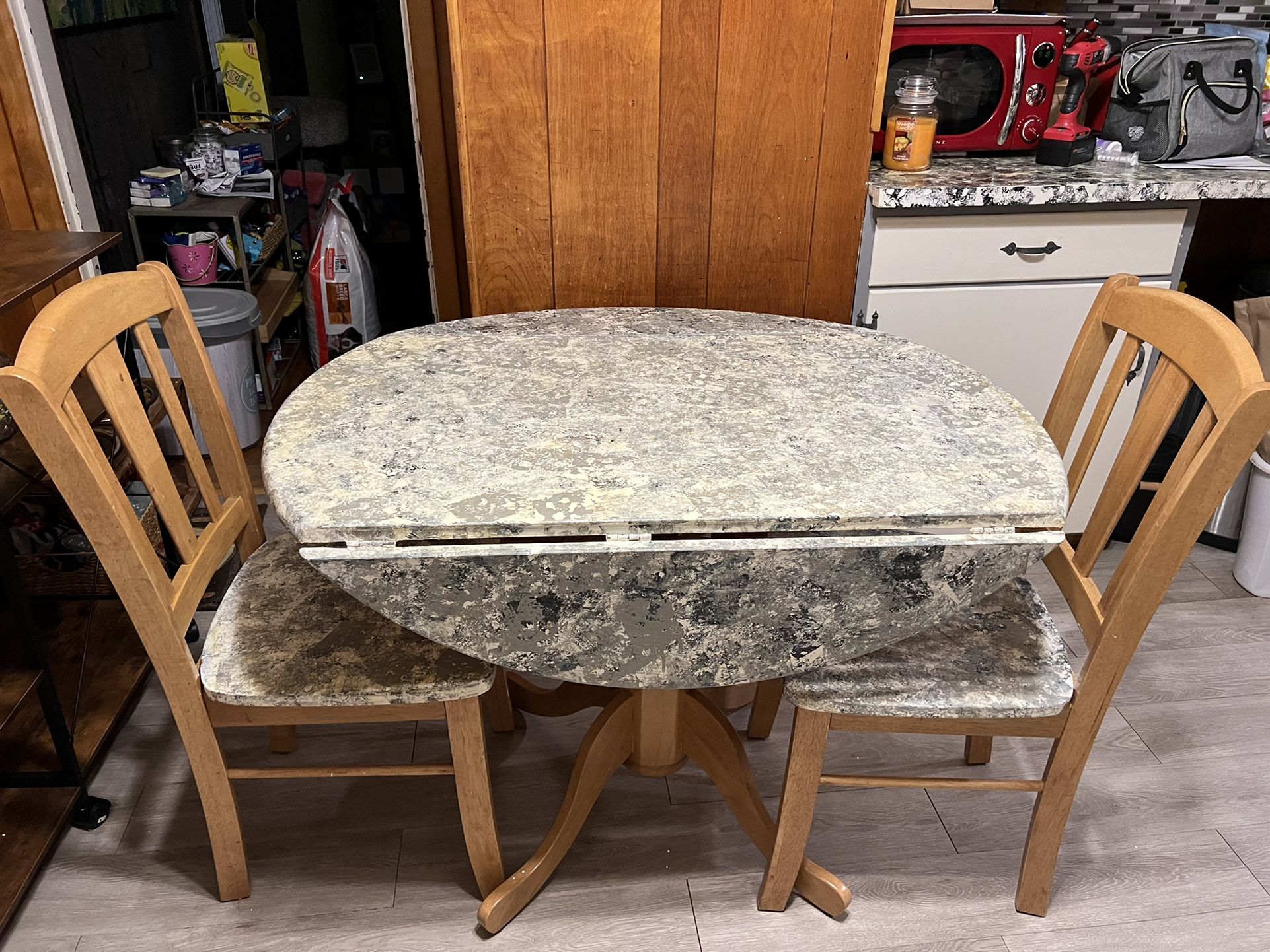 Kitchen Table And Chairs 