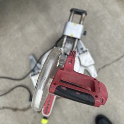 Tooltop sliding compound miter saw