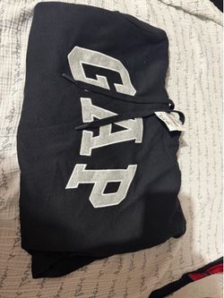 Brand new gap sweater