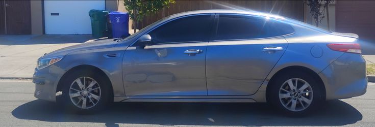2017 KIA Optima
