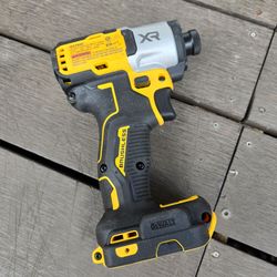 Dewalt 20V MAX XR Cordless Brushless 1/4 in. 3-Speed Impact Driver (Tool-Only)
