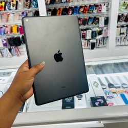 iPad 7 th gen