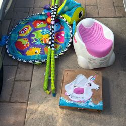 Baby Ball Pit, Bath Tub and Pool Float 