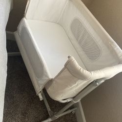 Bassinet Brand New 