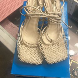 Used 10 High Heels, Strapped Size 7 1/2 Good Condition