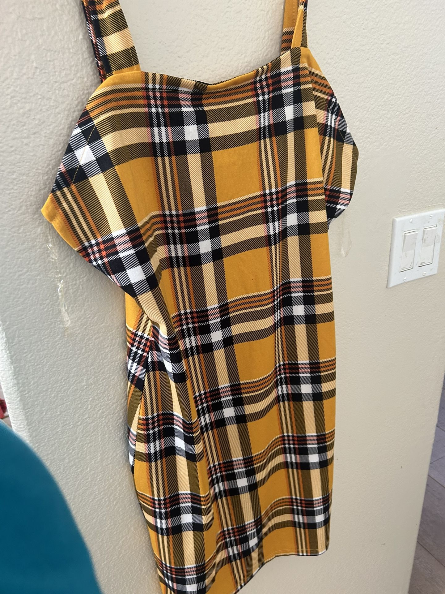 Yellow Striped Youth Knee Length Fall Dress Size XL