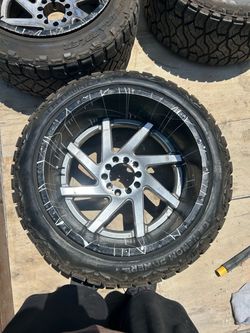 Venom Power Terra Hunter A/T Tire on Alloy Wheel