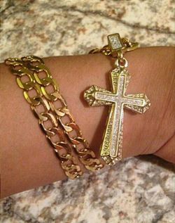14k Gold Plated Large Cuban Link Chain (30 inch) w/ Swarvoski Crystal Cross