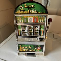New No Box  Luck Of The Irish Slot Machine Hard Plastic Coin Bank
