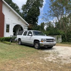 2004 Chevrolet Suburban