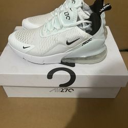 Nike Air Max 270