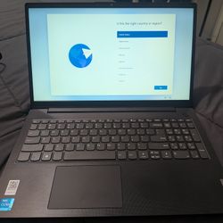 Lenovo 15.6" Laptop - Newer 13th Gen Intel Core i3 - Fast & Like New
