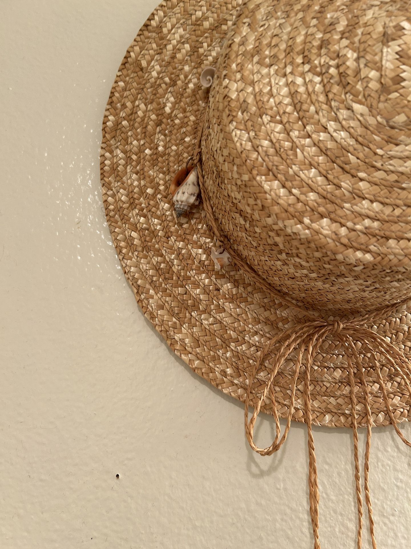 Wicker Sun Hat With Seashells