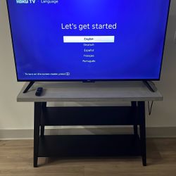 55” Roku Smart tv & Entertainment Table
