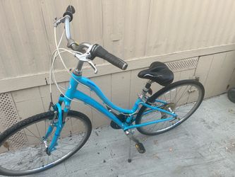 nice bike aluminum everything works good tires size 28 fast bike have 21 greats