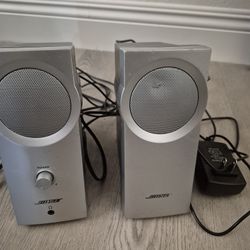 Bose Companion 2 Mulitimedia Speaker System TrueSpace Stereo Dual Input