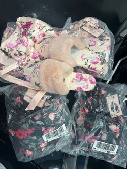 Victoria’s Secret slippers size medium 7/8